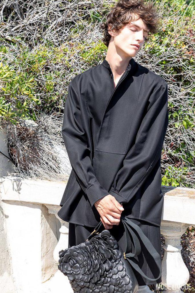 VALENTINO_cr_AW20hc_048