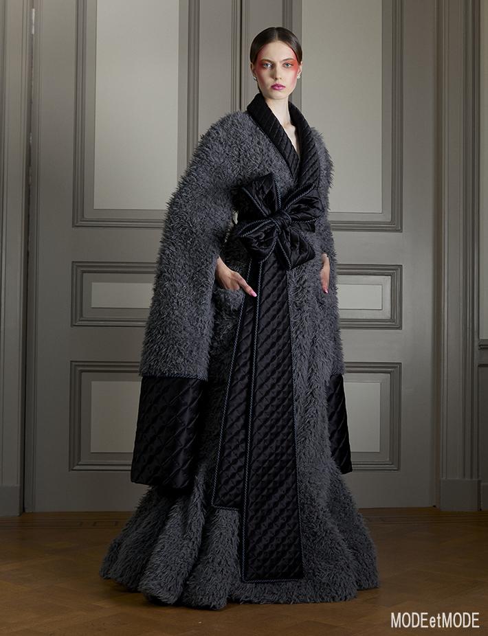 VIKTOR_ROLF_AW20hc_002