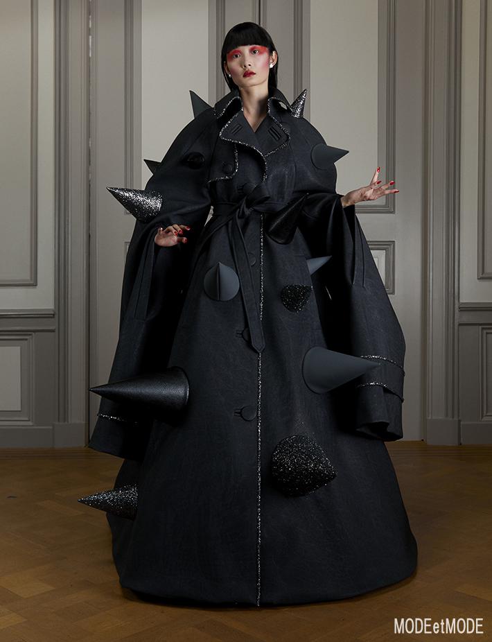 VIKTOR_ROLF_AW20hc_003