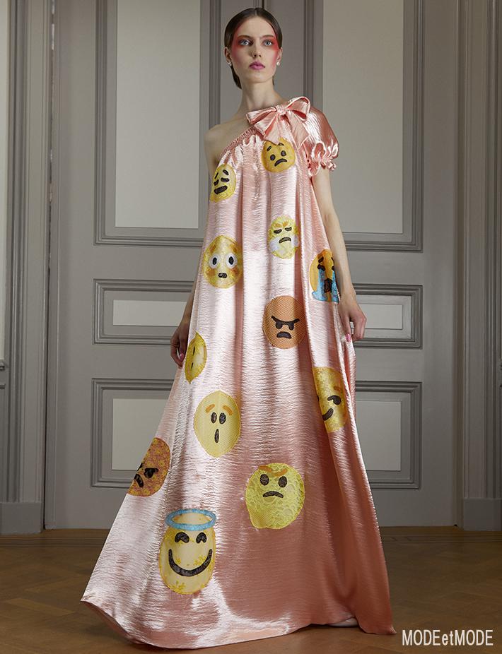 VIKTOR_ROLF_AW20hc_004