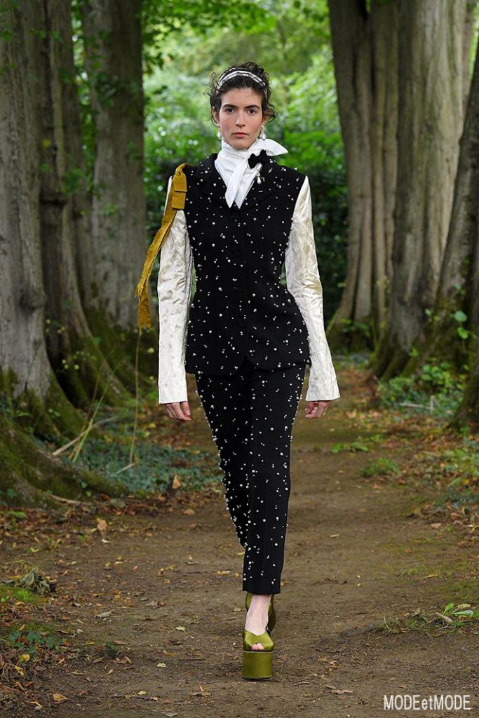 ERDEM_ss21_002