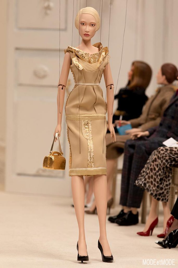 MOSCHINO_ss21_003