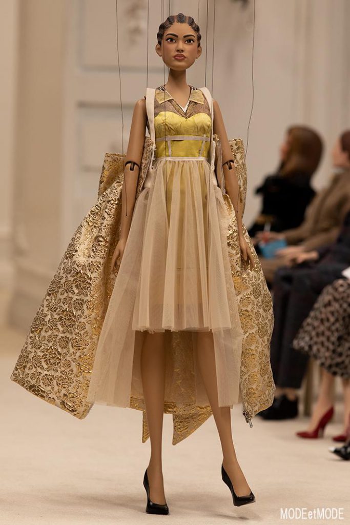 MOSCHINO_ss21_004