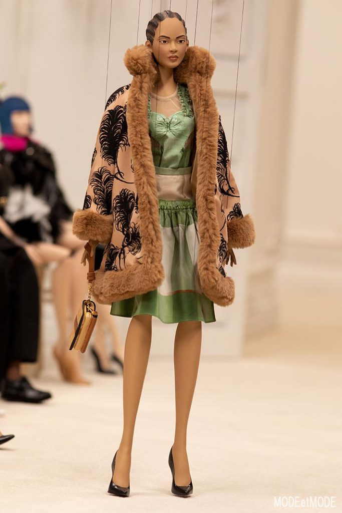 MOSCHINO_ss21_016