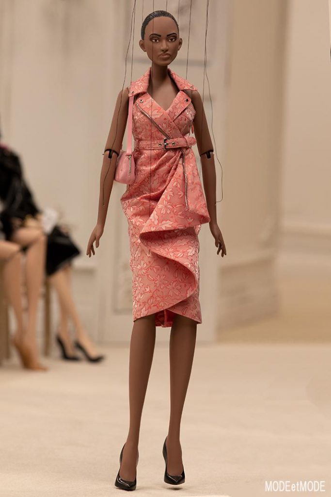 MOSCHINO_ss21_019