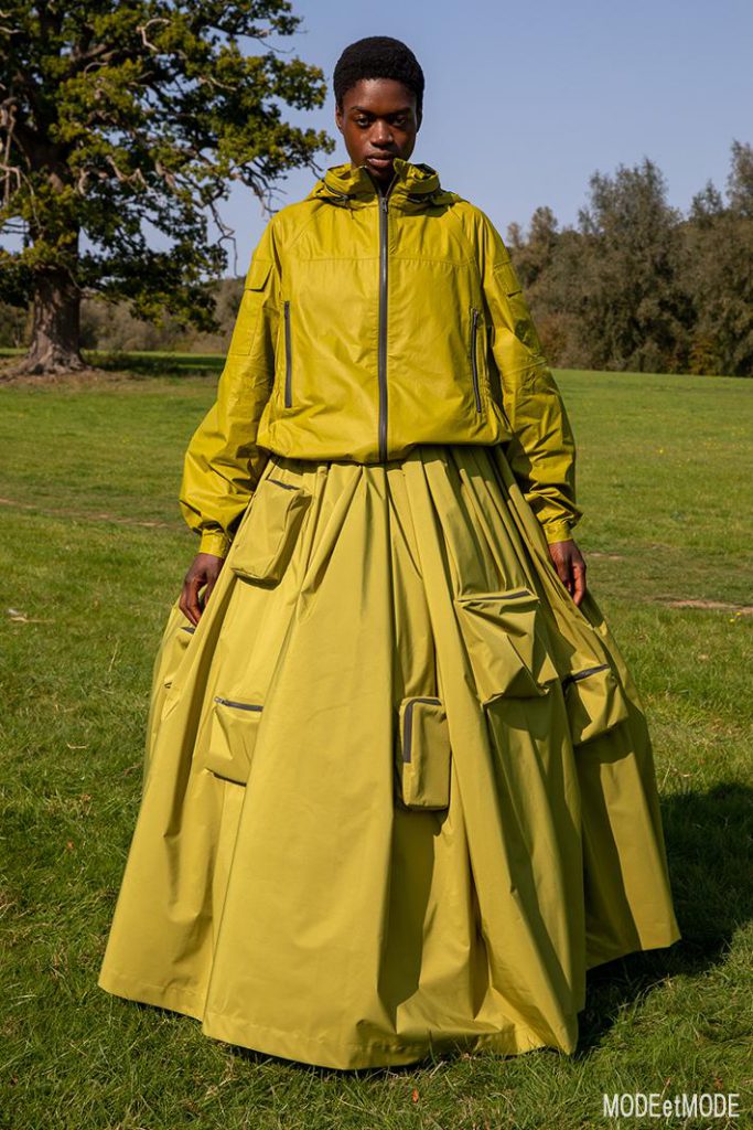 London Fashion Week – Seping Summer 2021 Paria Farzaneh