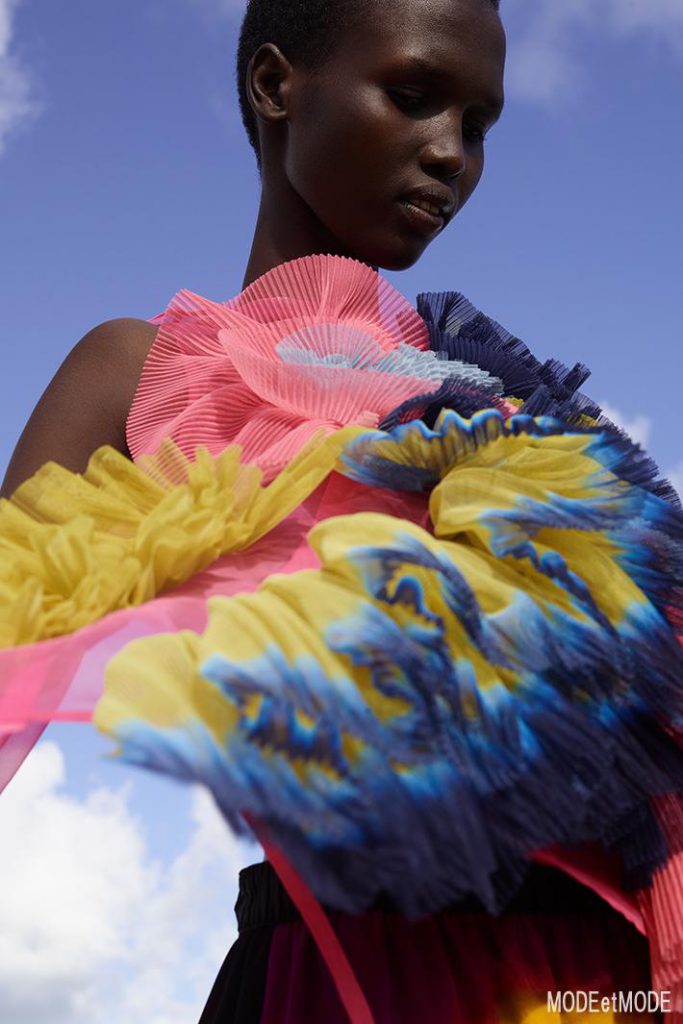 dries_van_noten_ss21_039