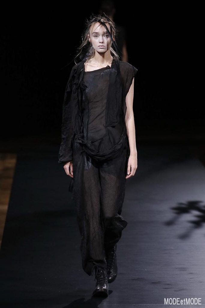 yohji_yamamoto_ss21_008