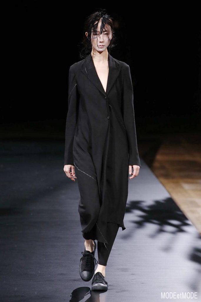 yohji_yamamoto_ss21_014