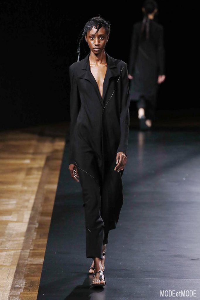yohji_yamamoto_ss21_015