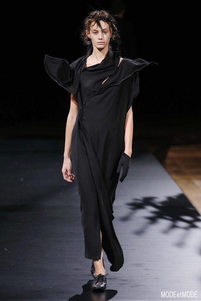 yohji_yamamoto_ss21_018