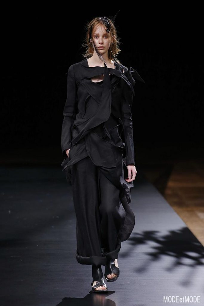 yohji_yamamoto_ss21_022
