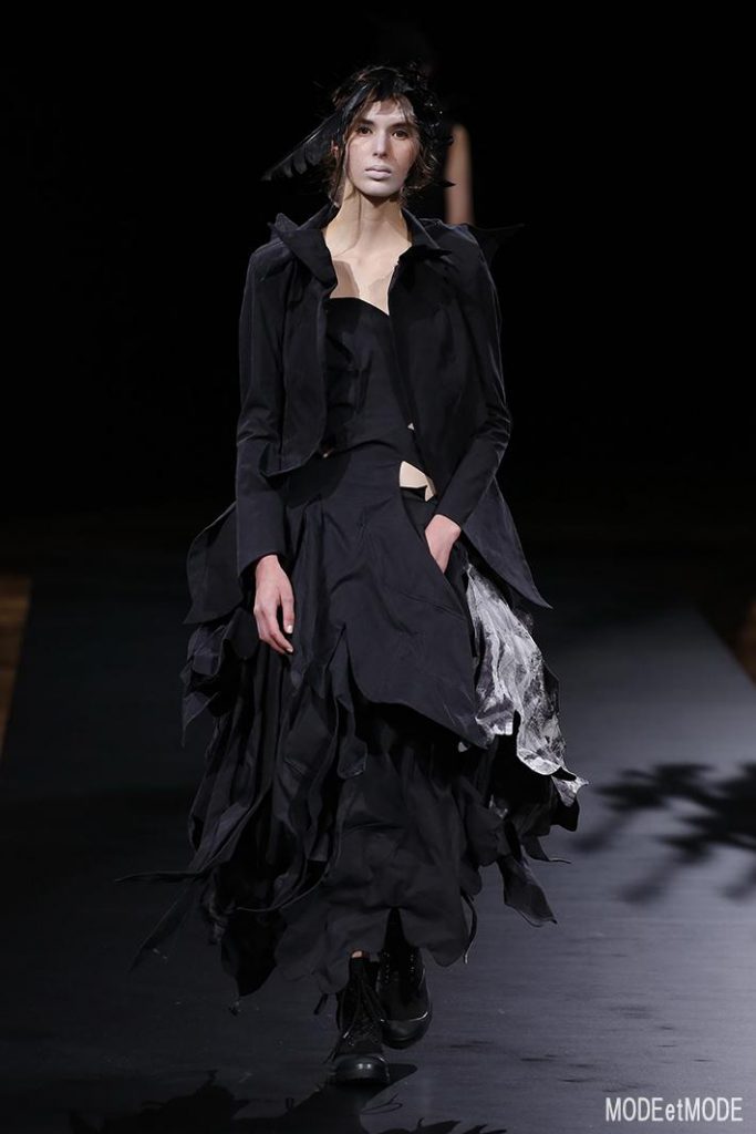 yohji_yamamoto_ss21_026