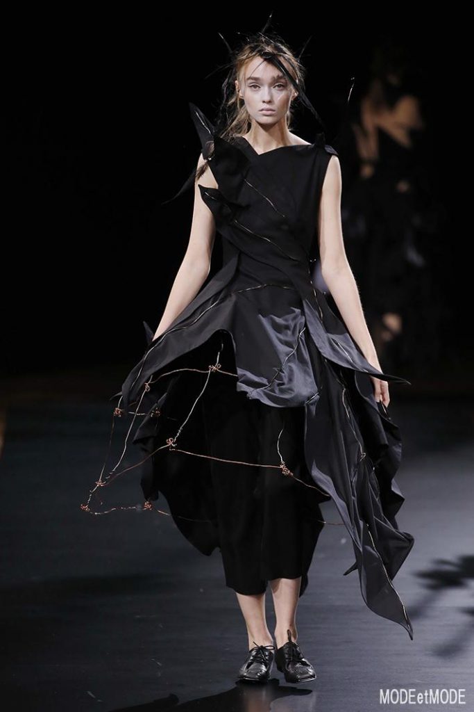 yohji_yamamoto_ss21_027