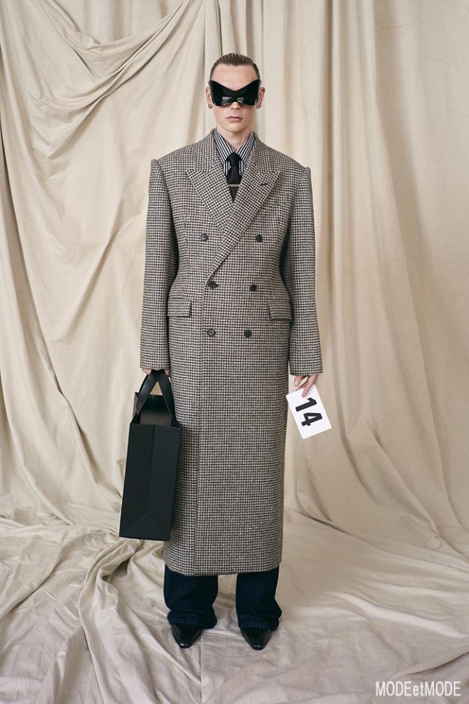 BALENCIAGA_COUTURE_014
