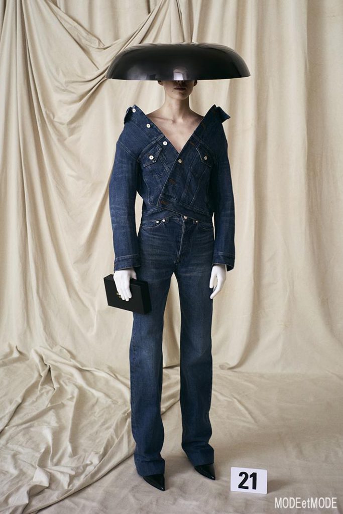 BALENCIAGA_COUTURE_021