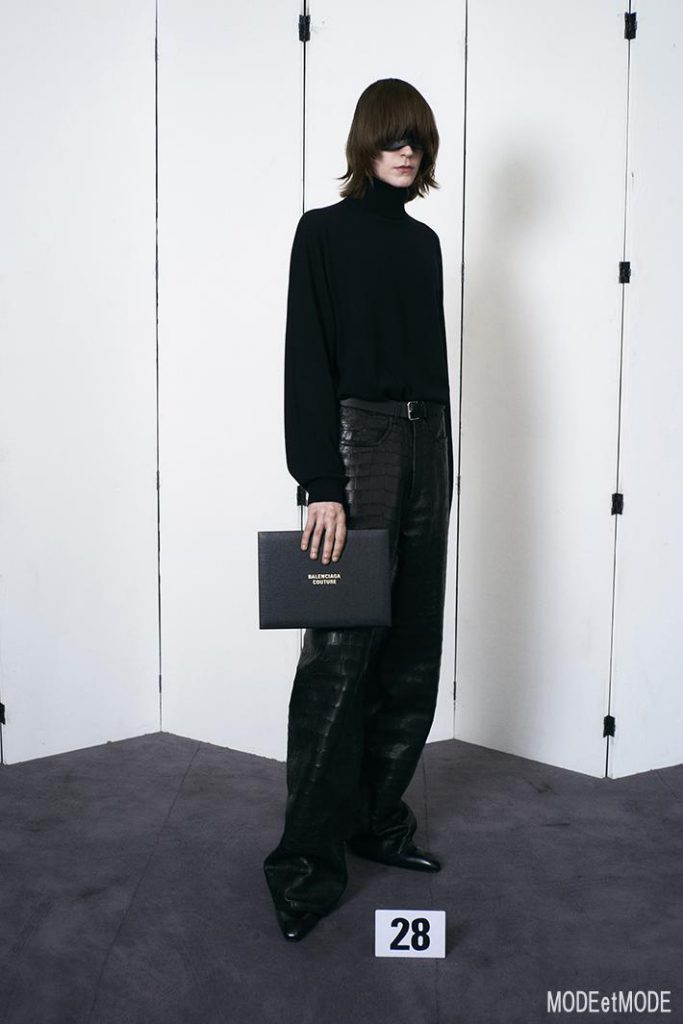 BALENCIAGA_COUTURE_028