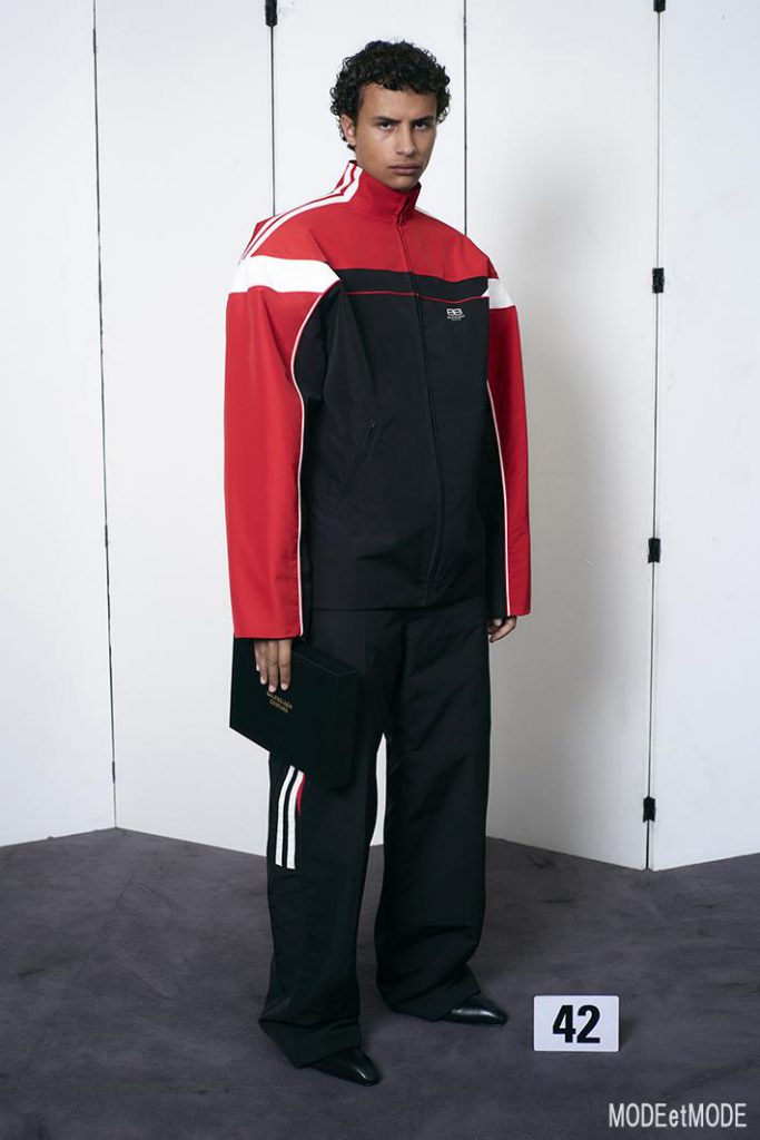 BALENCIAGA_COUTURE_042