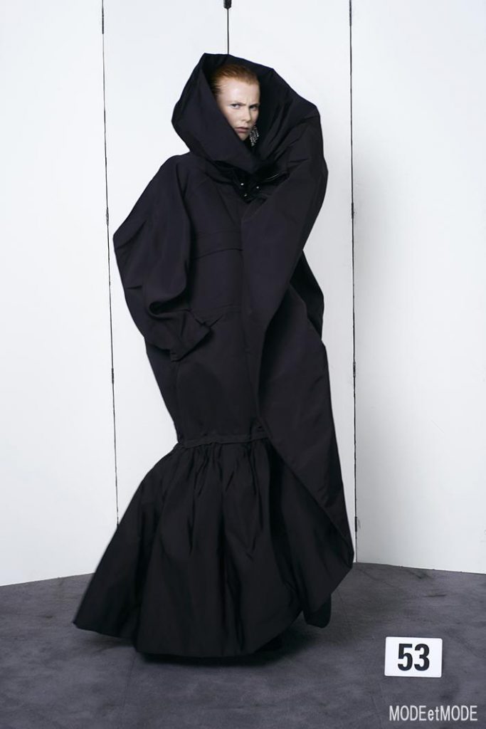 BALENCIAGA_COUTURE_053