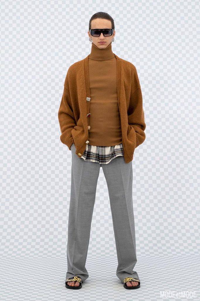 VETEMENTS_SS22_093