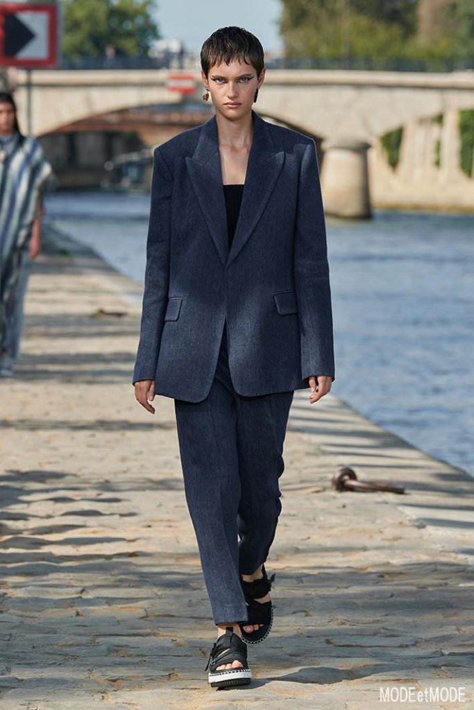 Chloé_SS22_018