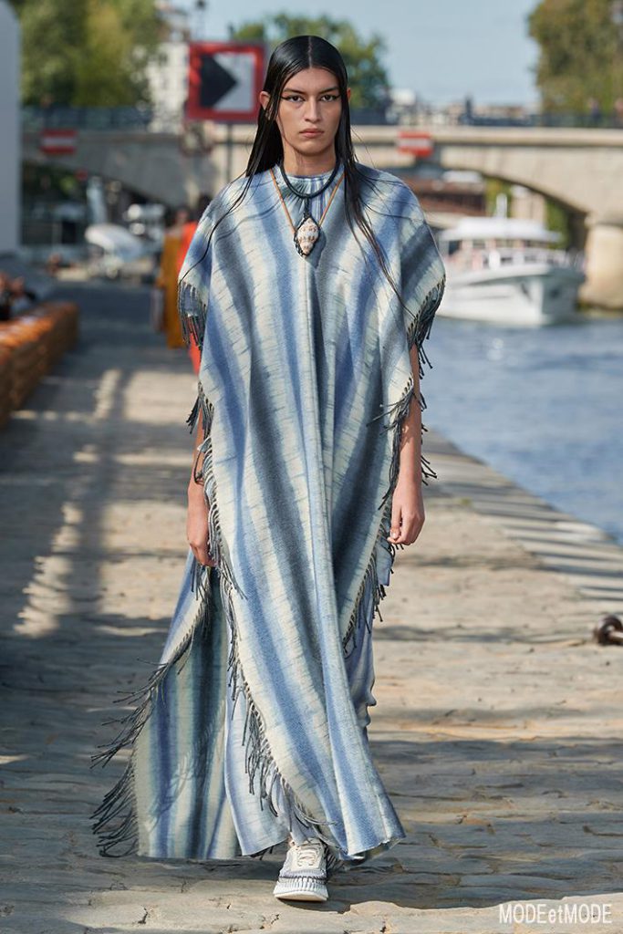 Chloé_SS22_019