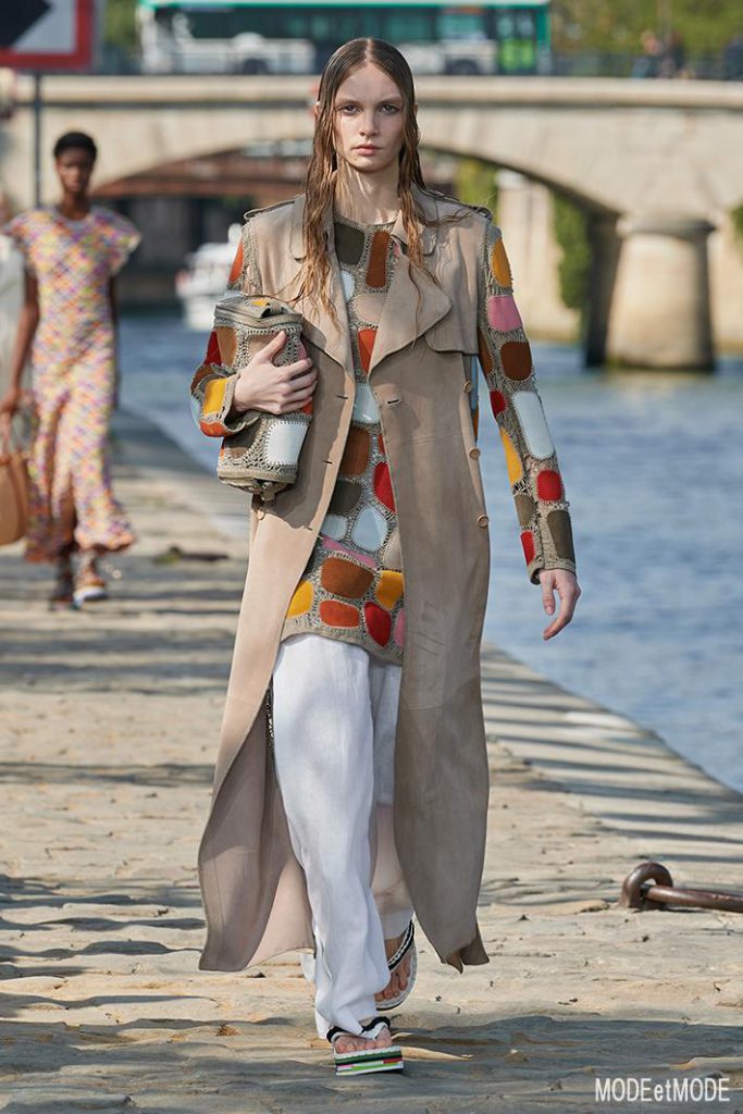 Chloé_SS22_010