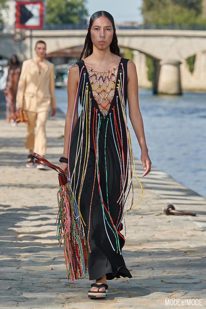 Chloé_SS22_023