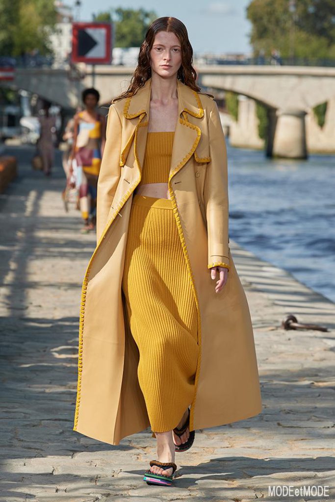 Chloé_SS22_008
