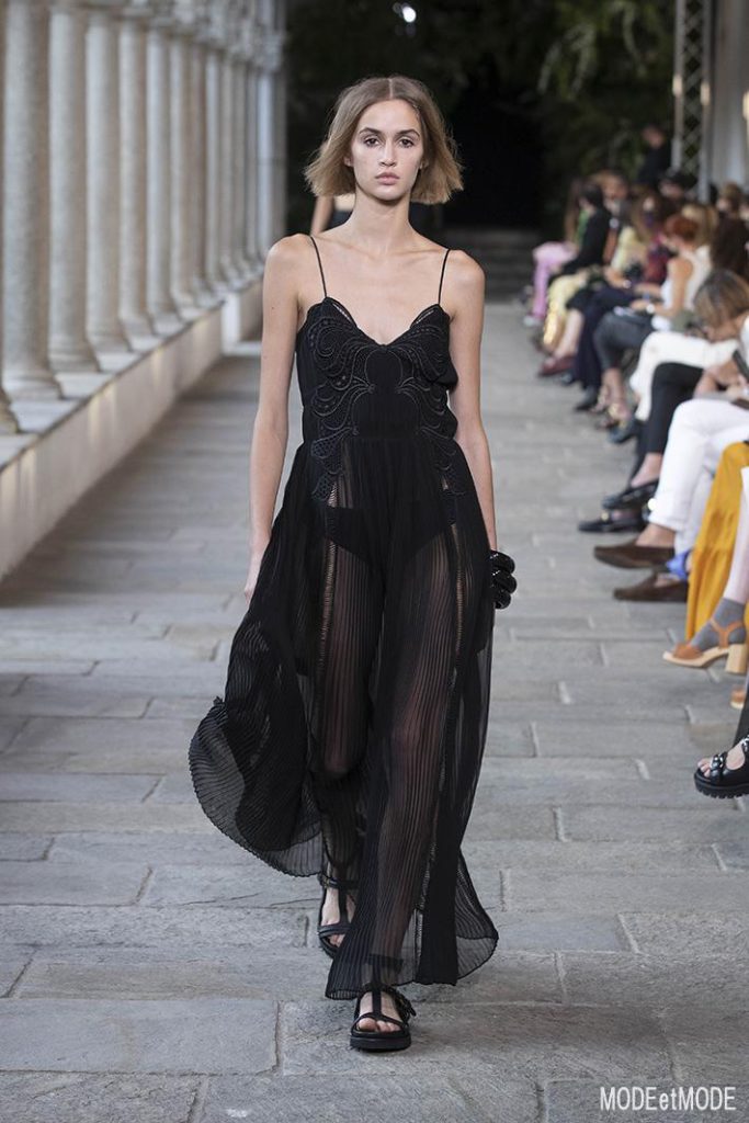ALBERTA_FERRETTI_SS22_044