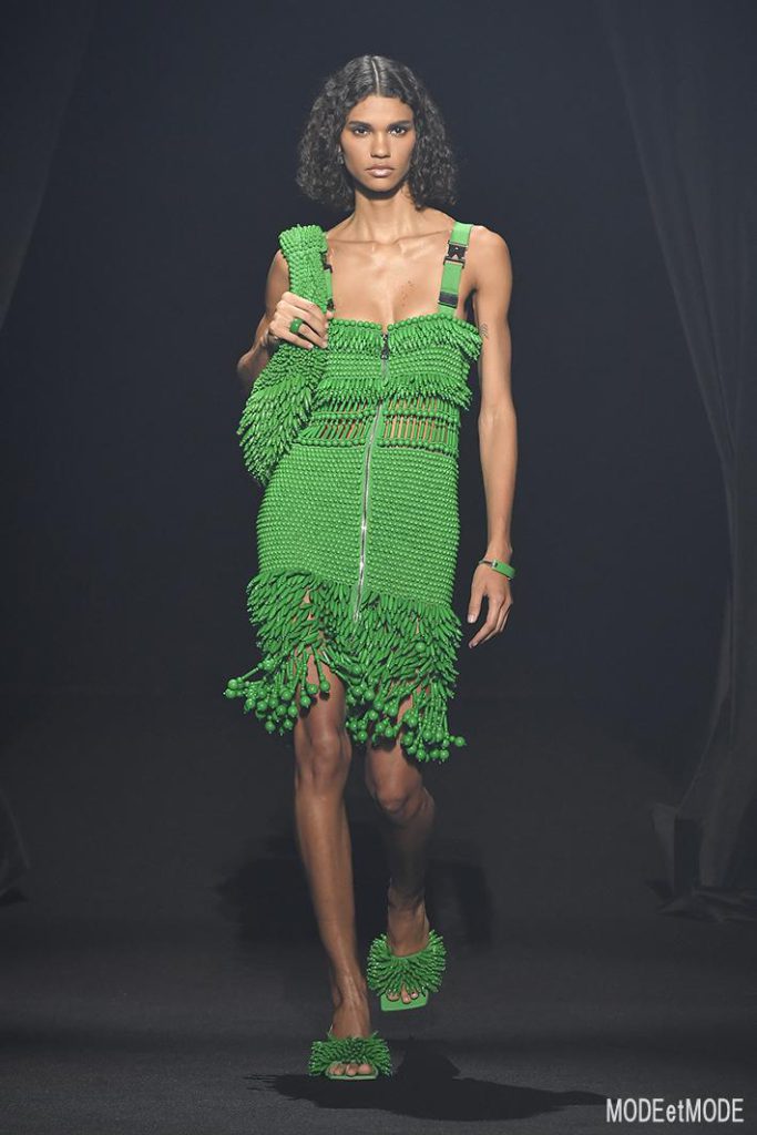 SS22