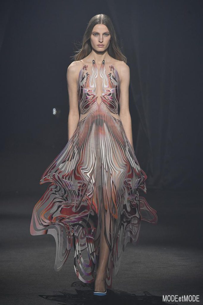 SS22