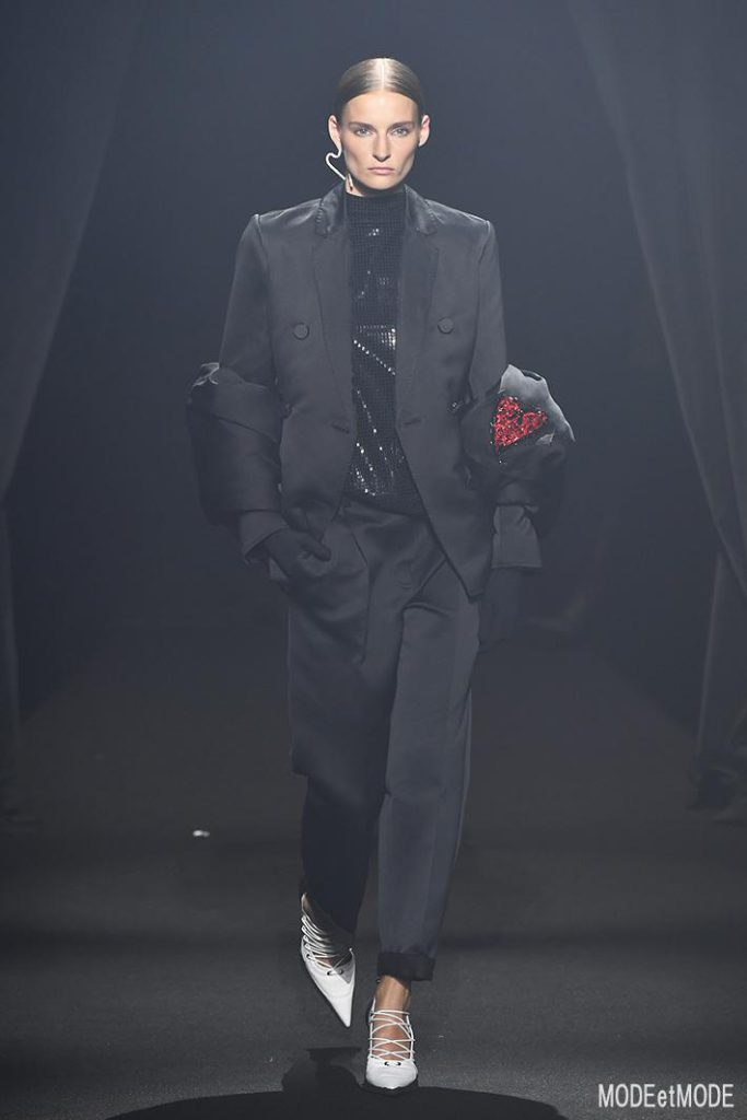 SS22