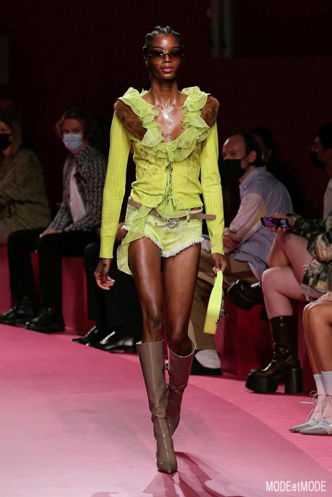 Blumarine_SS22_002