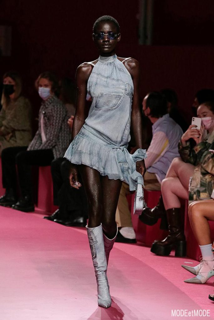 Blumarine_SS22_010