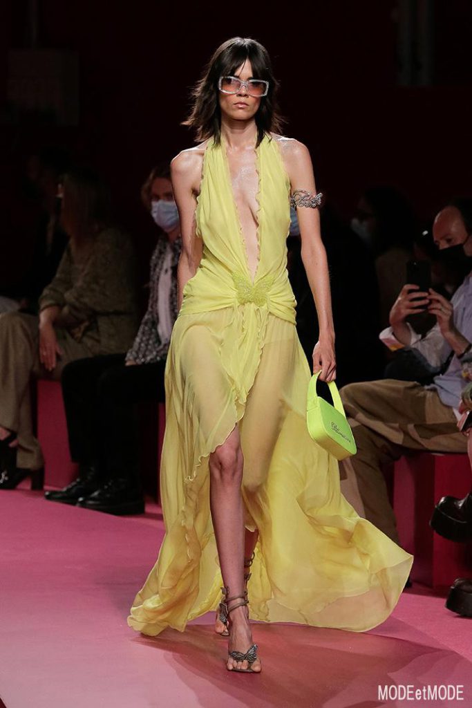 Blumarine_SS22_017