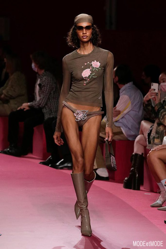 Blumarine_SS22_043