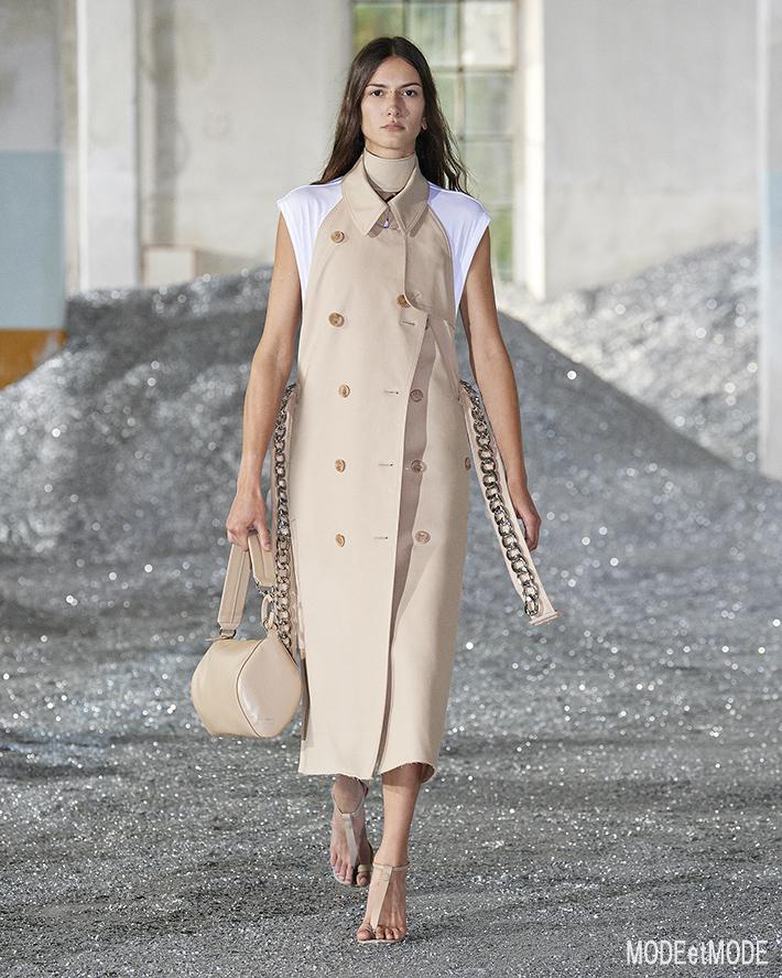Burberry_SS22_002