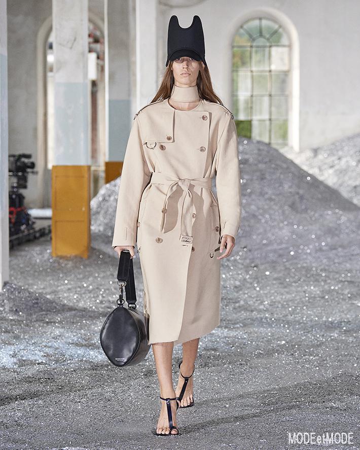 Burberry_SS22_006