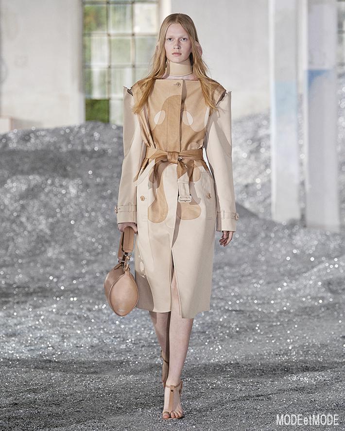 Burberry_SS22_013