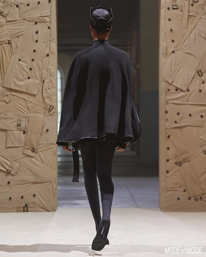 Burberry_SS22_020b