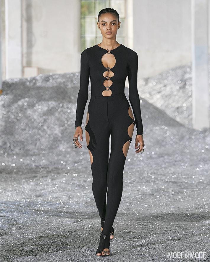 Burberry_SS22_026