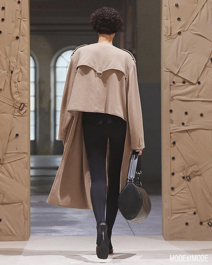 Burberry_SS22_031b