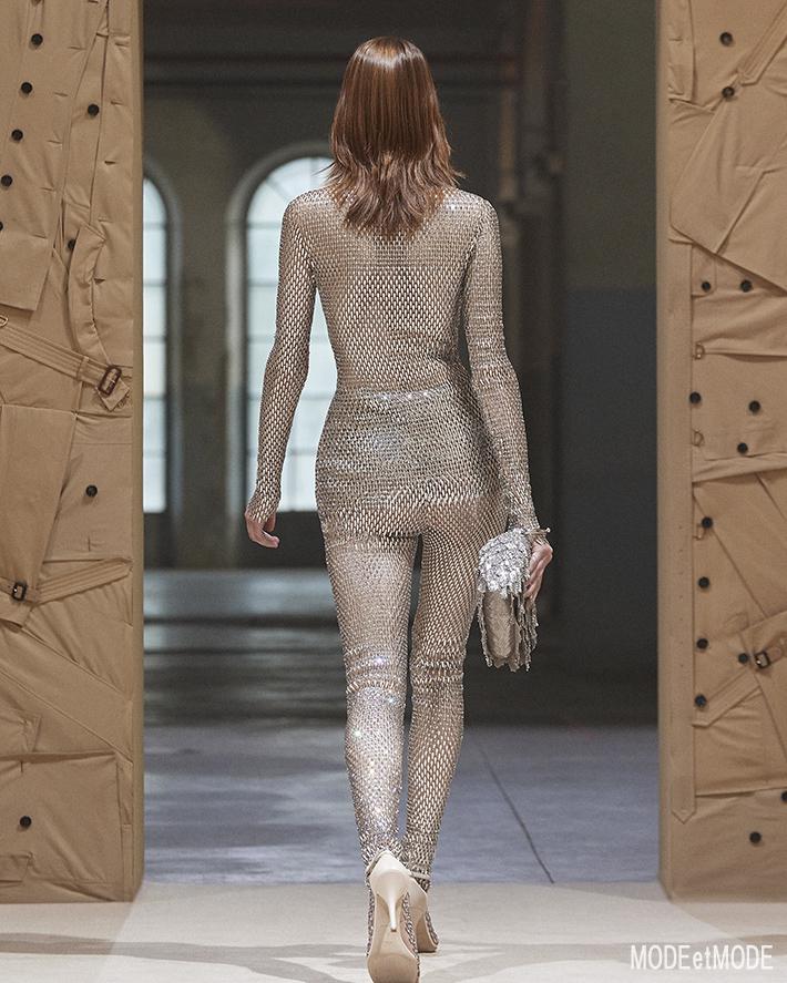 Burberry_SS22_034b