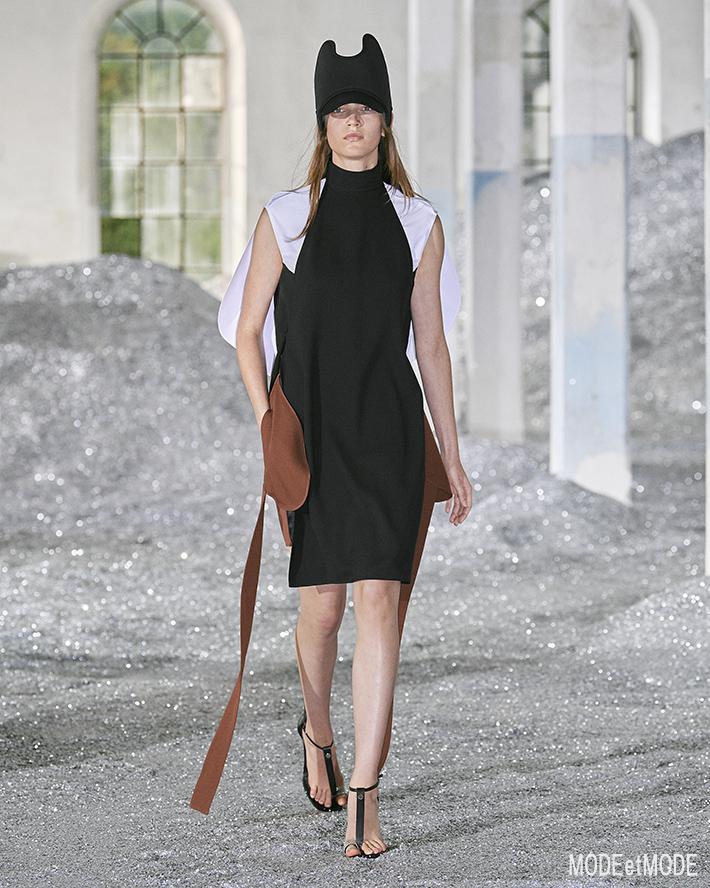 Burberry_SS22_042