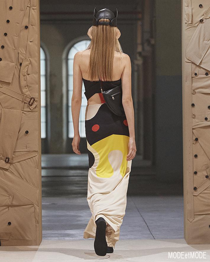 Burberry_SS22_050b