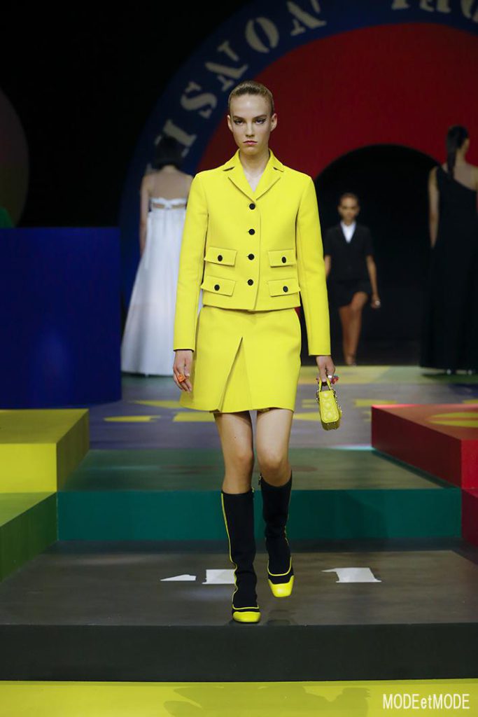 DIOR_SS22_009