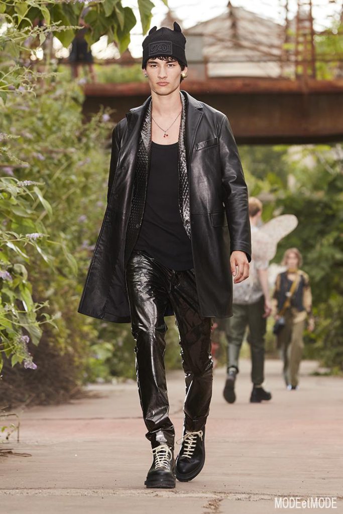DSQUARED2_SS22_man_025