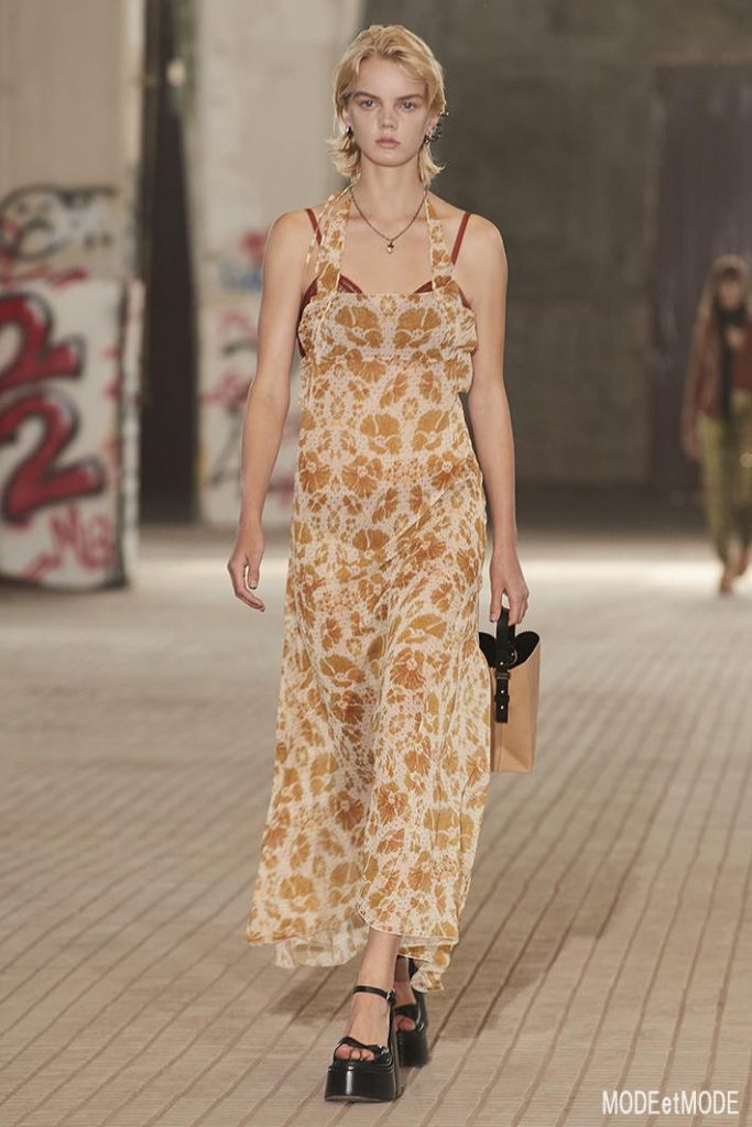 DSQUARED2_SS22_woman_046