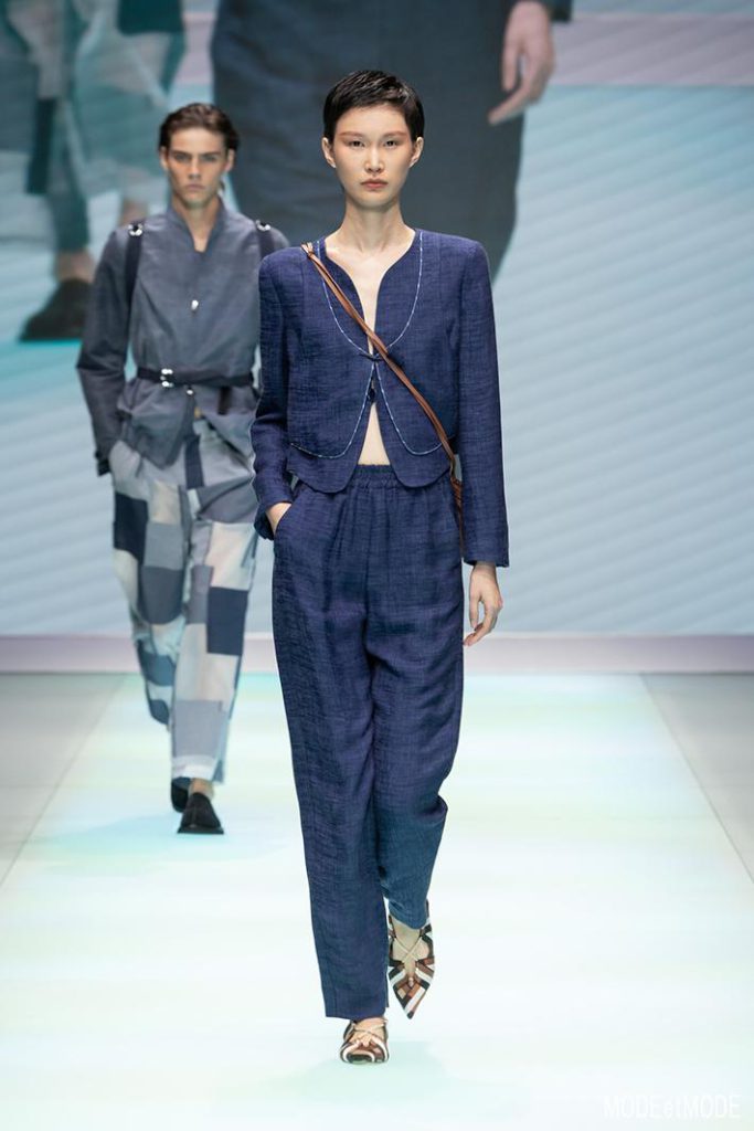EMPORIO_ARMANI_SS22_LADIES_002